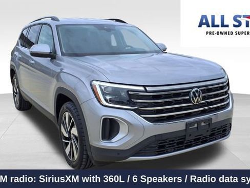 Used 2024 Volkswagen Atlas SE image 1