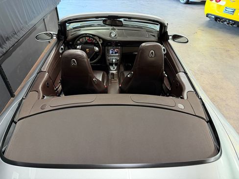 Used 2006 Porsche 911 Carrera S image 27