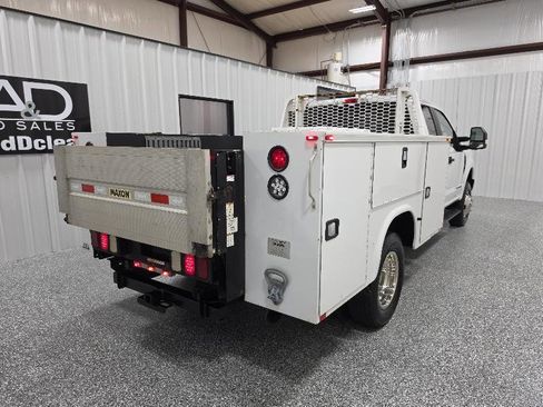 Used 2018 Ford F350 XL w/ Power Equipment Group image 10
