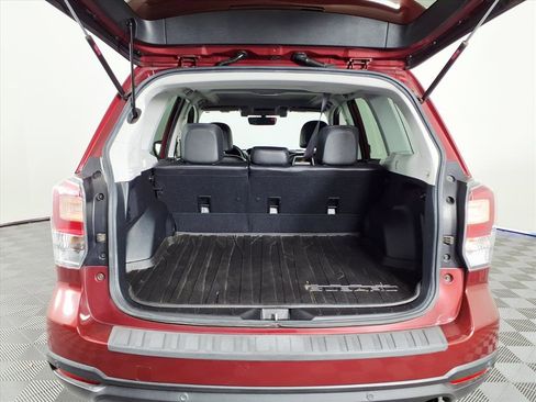 Used 2017 Subaru Forester 2.5i Touring image 8