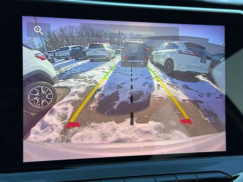 Used 2024 Jeep Compass Latitude image 27