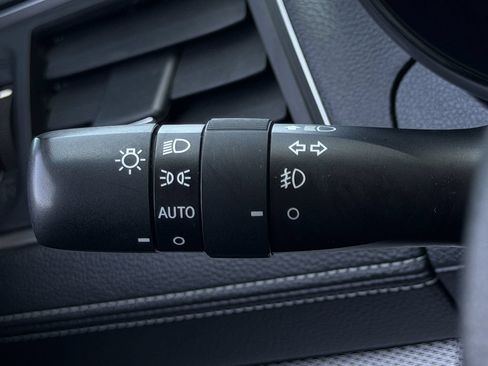 Used 2018 Subaru Outback 2.5i Premium AWD/4WD image 21