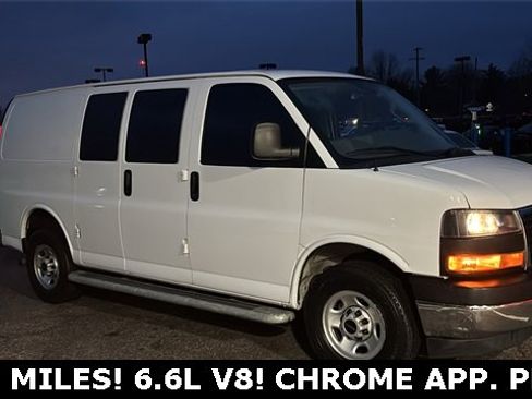 Used 2022 GMC Savana 2500 w/ Driver Convenience Package image 25