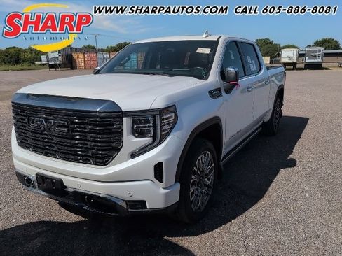 Used 2024 GMC Sierra 1500 Denali Ultimate AWD/4WD image 1