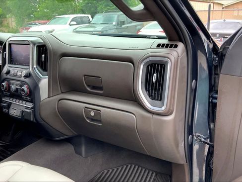 Used 2020 Chevrolet Silverado 1500 LT w/ Texas Edition RWD image 18