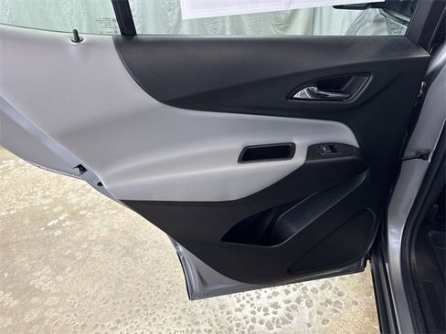 Used 2024 Chevrolet Equinox LS w/ LS Convenience Package image 22