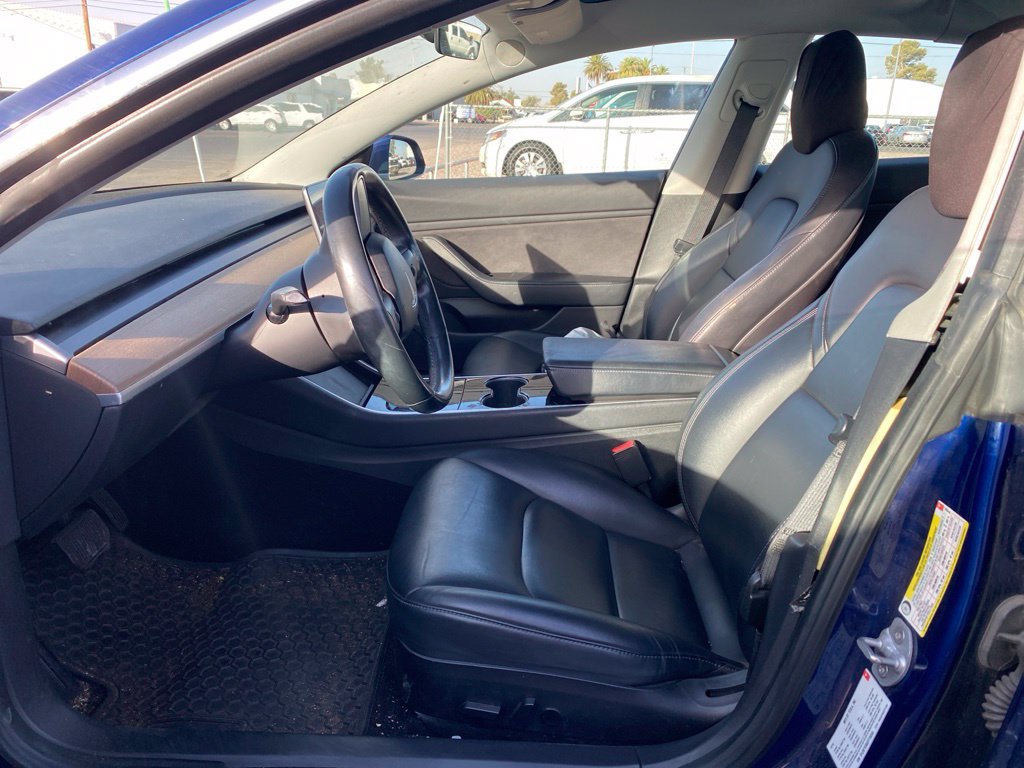 Used 2018 Tesla Model 3 Mid Range RWD image 7