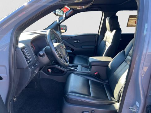 Certified 2022 Nissan Frontier PRO-4X w/ Pro-4X Premium Package image 16
