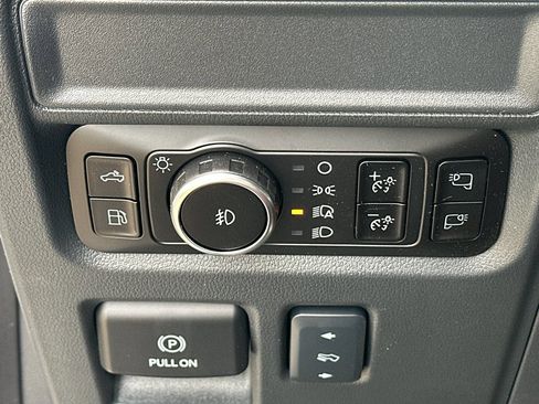 New 2025 Ford F150 Lariat w/ Equipment Group 502A High image 30