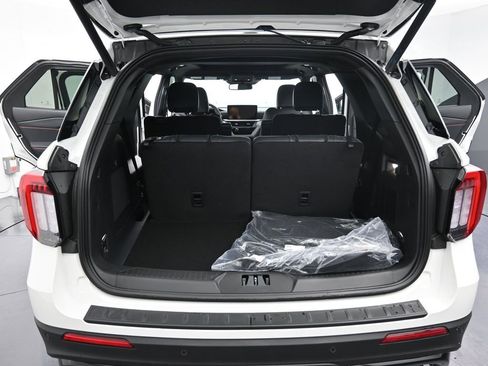 New 2026 Ford Explorer ST w/ Sun And Sound Package image 34