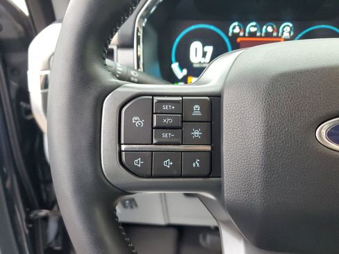 Used 2022 Ford F150 Lariat w/ Equipment Group 502A High image 19