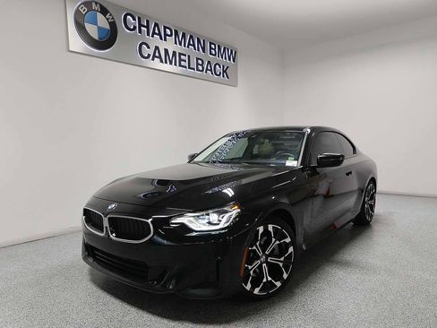 Used 2025 BMW 230i Coupe w/ Premium Package image 1