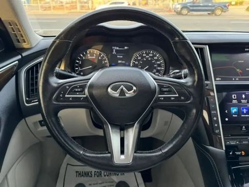 Used 2019 INFINITI Q50 Luxe w/ Essential Package (3.0T Luxe) AWD/4WD image 35