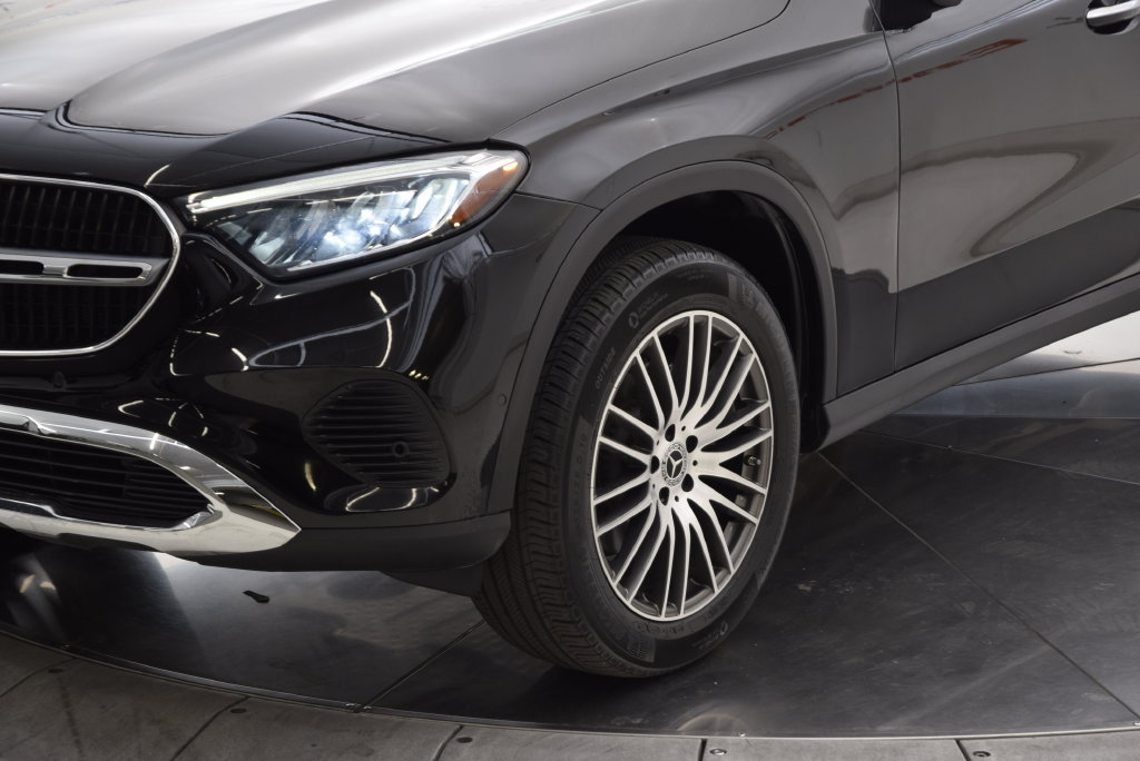 Used 2023 Mercedes-Benz GLC 300 image 11