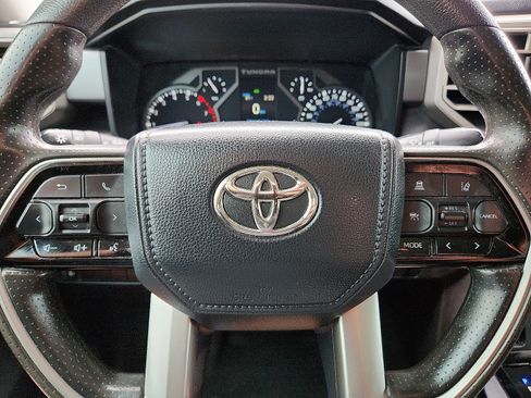Used 2022 Toyota Tundra SR5 AWD/4WD image 19