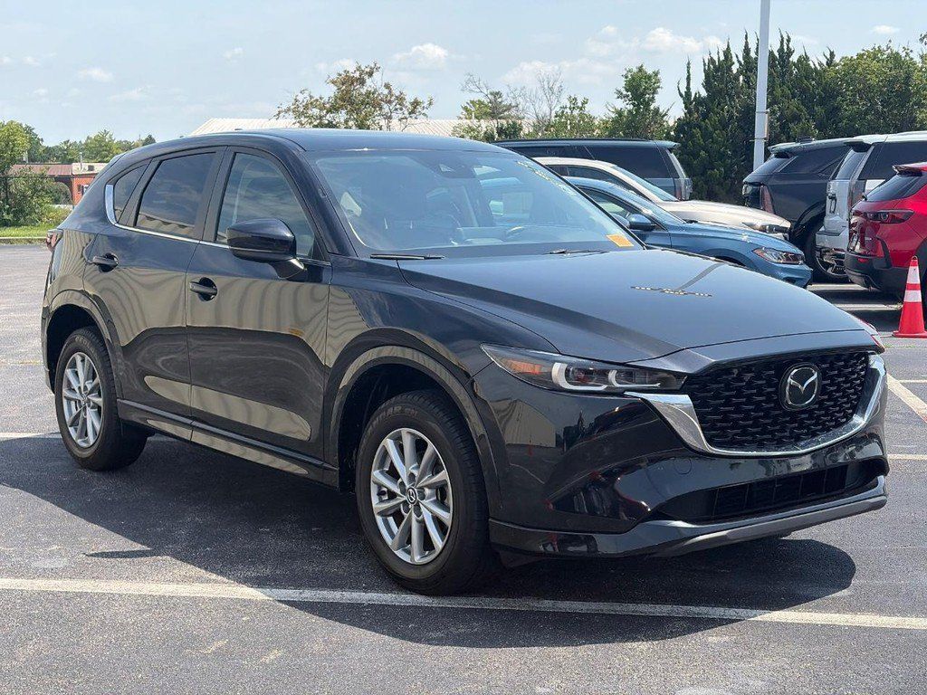 Used 2025 MAZDA CX-5 AWD 2.5 S w/ Preferred Package image 3