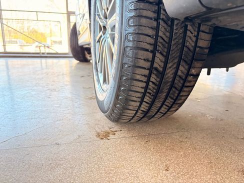 Used 2017 MAZDA CX-5 Sport image 36