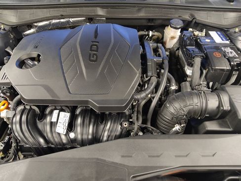 Used 2023 Hyundai Sonata SE FWD image 30