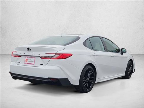 Used 2026 Toyota Camry SE w/ Multimedia Upgrade Package FWD image 5