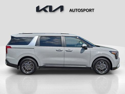 New 2026 Kia Carnival EX image 7