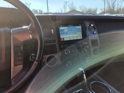 Used 2016 Ford Expedition Platinum AWD/4WD image 21