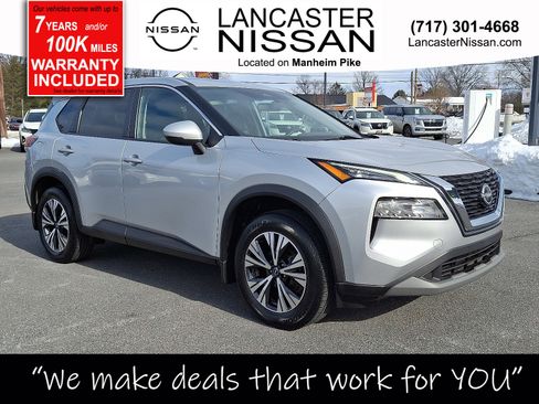 Certified 2022 Nissan Rogue SV image 1