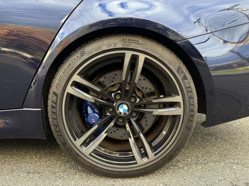 Used 2016 BMW M3 image 17