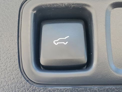 Used 2022 Lincoln Navigator Reserve image 13