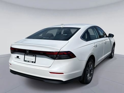 Certified 2023 Honda Accord EX image 4