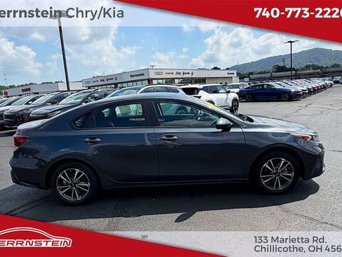 Used 2023 Kia Forte LXS FWD image 23