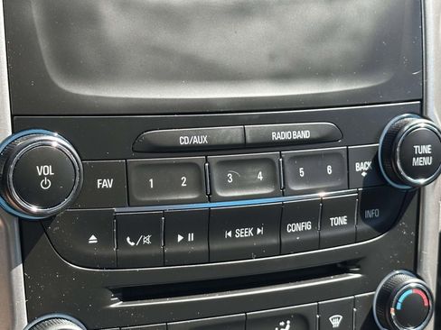Used 2016 Chevrolet Malibu LS FWD image 11