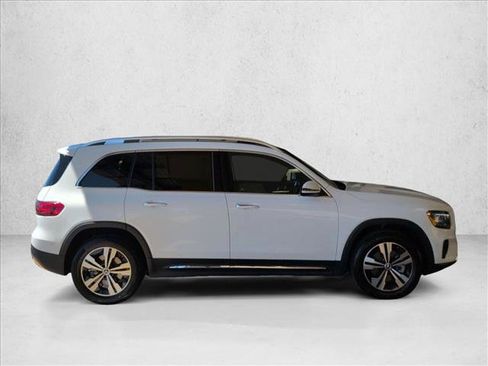 Certified 2026 Mercedes-Benz GLB 250 image 4