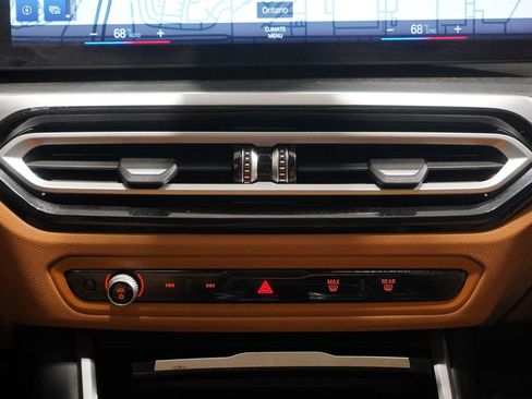 Used 2024 BMW 330i Sedan w/ Convenience Package image 12