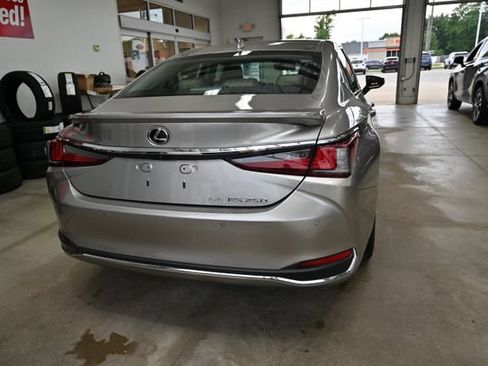 Used 2021 Lexus ES 250 w/ Premium Package AWD/4WD image 7