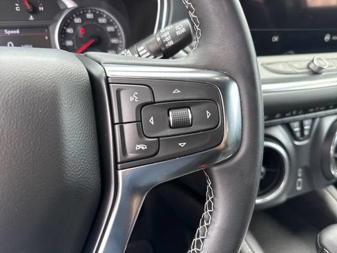 Used 2024 Chevrolet Blazer LT FWD image 24