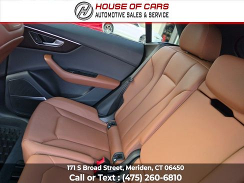 Used 2020 Audi Q8 Premium Plus AWD/4WD image 41