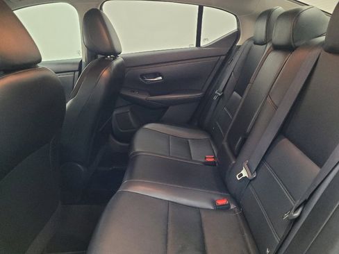 Used 2023 Nissan Sentra SR w/ SR Premium Package FWD image 18