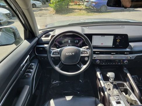 Used 2025 Kia Telluride S image 27