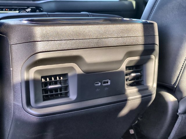 Used 2026 Chevrolet Silverado 1500 LT Trail Boss w/ LT Trail Boss Premium Package AWD/4WD image 30