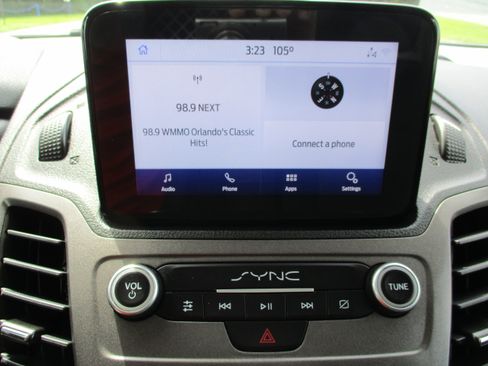 Used 2022 Ford Transit Connect XL image 14