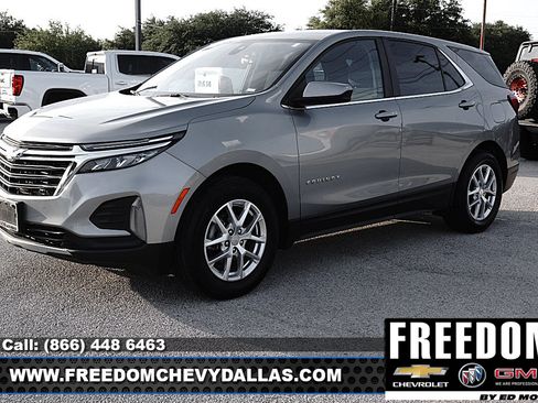 Certified 2024 Chevrolet Equinox LT FWD image 3