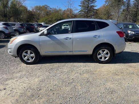 Used 2013 Nissan Rogue S w/ Special Edition Pkg AWD/4WD image 8