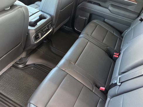 New 2025 GMC Sierra 2500 Denali w/ Denali Reserve Package image 13