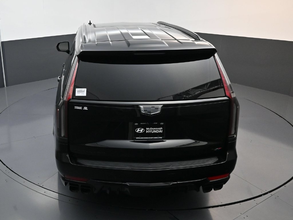 Used 2023 Cadillac Escalade V w/ LPO, ONYX Package AWD/4WD image 24
