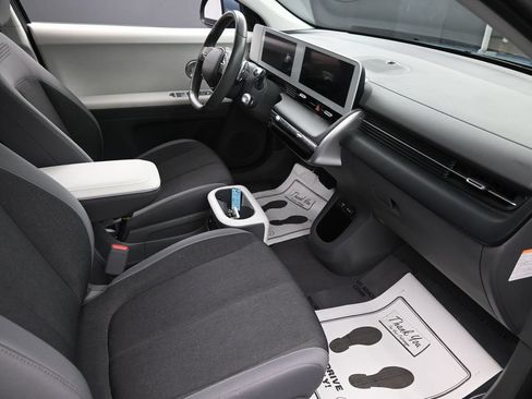 Used 2024 Hyundai Ioniq 5 SEL RWD image 35