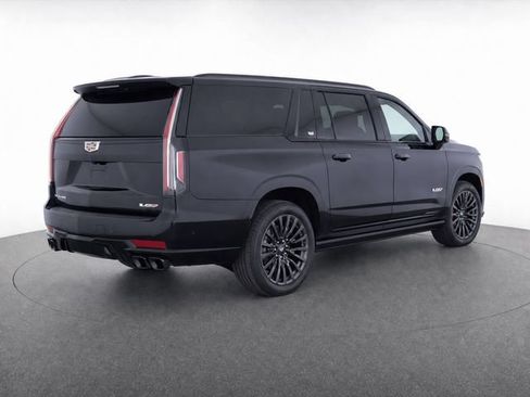 Used 2024 Cadillac Escalade ESV V AWD/4WD image 3