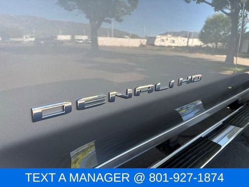 Used 2024 GMC Sierra 3500 Denali w/ Technology Package AWD/4WD image 17