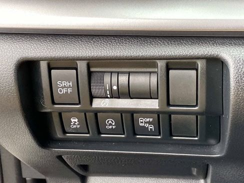 Used 2023 Subaru Crosstrek 2.5i Limited w/ Moonroof Package image 23