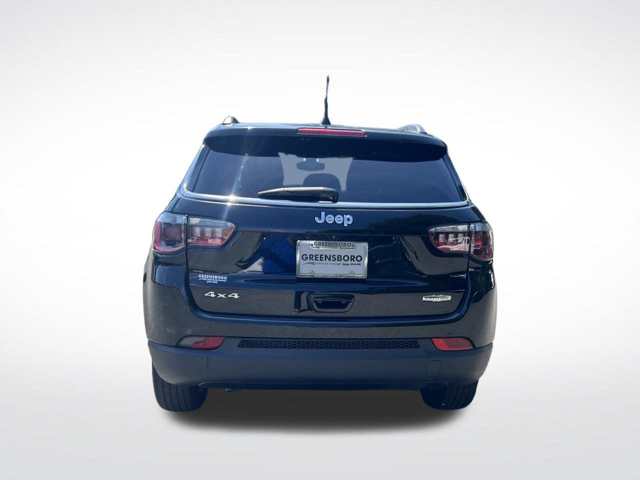 Used 2023 Jeep Compass Latitude AWD/4WD image 4