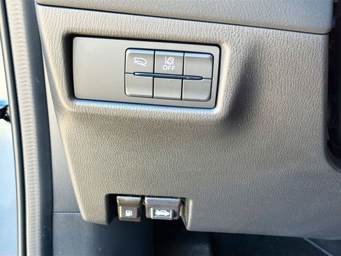 Used 2023 MAZDA CX-5 Carbon Edition image 33